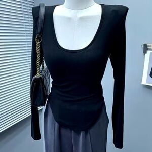 Lightweight Curved Hem Long Sleeve Top with a Deep Plunge Scoop Neck! NEVER WORN